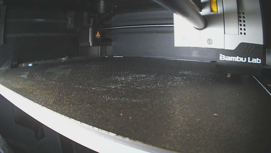 Quick timelapse of a white articulated dragon being 3D printed